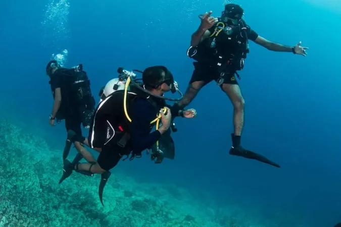dive lufthlanka tours