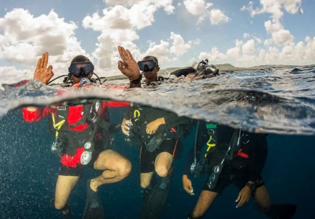 divers lufthlanka tours