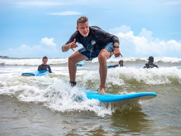 lufthlanka tours surfing